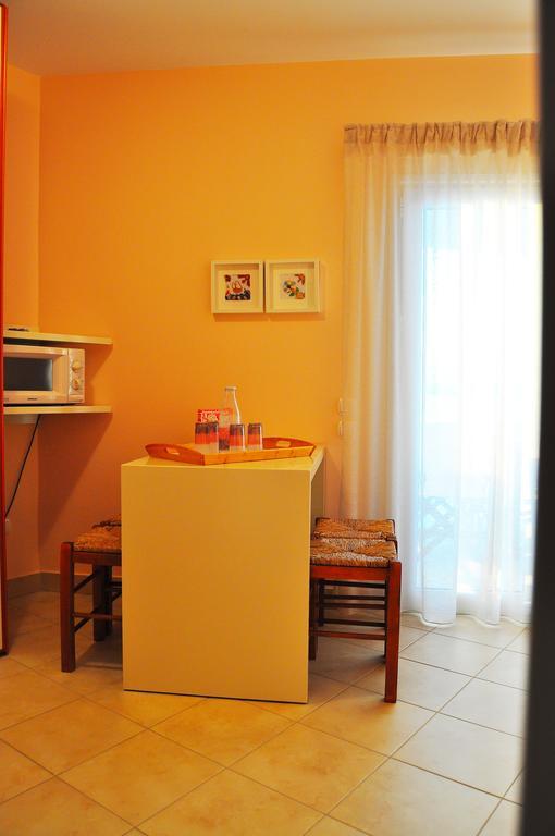 Pyrgos Zante Suites Аликанас Экстерьер фото