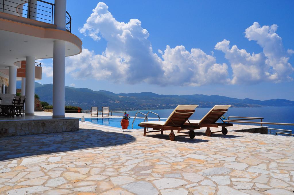 Pyrgos Zante Suites Аликанас Экстерьер фото